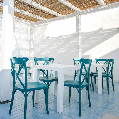 sedie e tavoli per arredo B&B